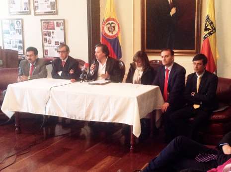 Instalada Mesa Ciudadana por la Defensa del Pluralismo Político