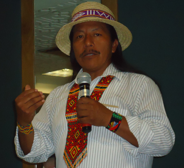 “Posibles salidas para llegar a un posconflicto que nos permita la construcción de la paz”.