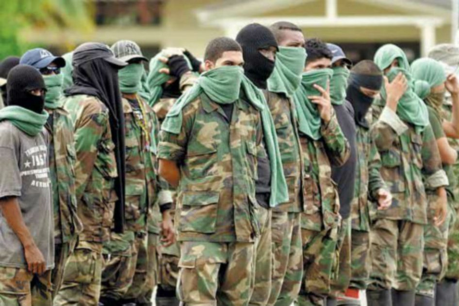 Rastrojos declaran objetivo militar a miembros del Polo Democrático