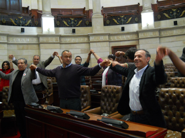 Mandato Ciudadano, pide al gobierno y a las Farc “no perder esta oportunidad de encontrar la paz”