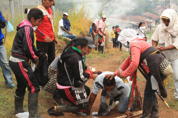 Reporte de agresiones por parte del ESMAD  a la comunidad movilizada en el Cauca