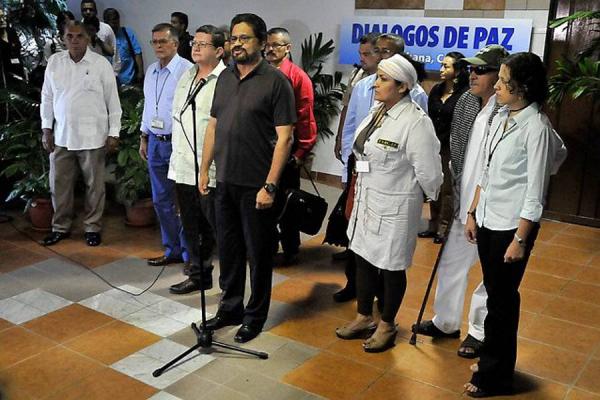 Negociaciones de paz y campaña política