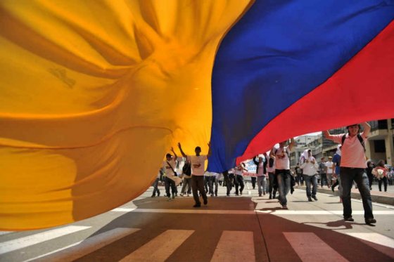 Convocan a gran movilización por la paz de Colombia