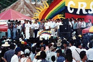 Dejaron las armas hace 20 años y todavía no pueden vivir en paz