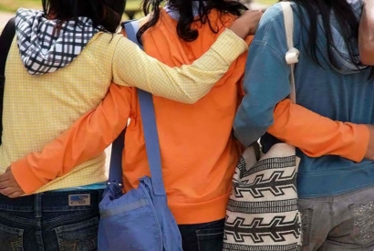 Las mujeres que dejaron las armas y se unieron para construir paz