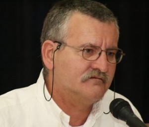 Vicenç Fisas Investigador en procesos de paz