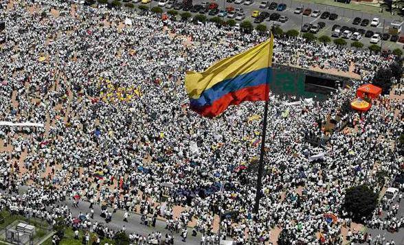 Avances en las conversaciones de paz y desafíos posteriores a los conflictos