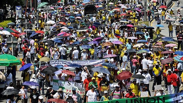 Medios de comunicación colombianos satanizan la Minga Agraria