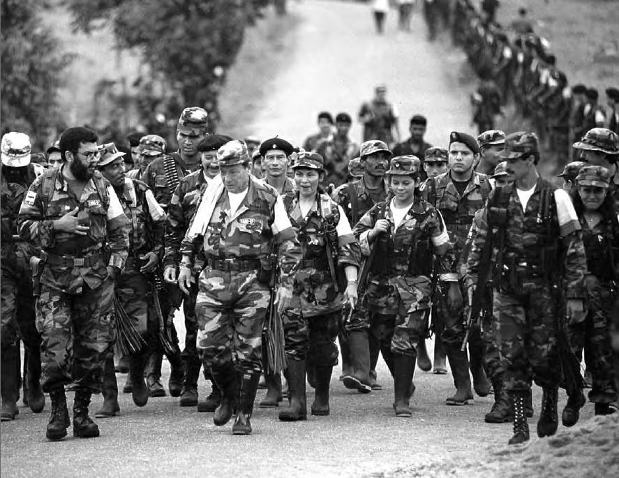 La guerra contra las FARC y la guerra de las FARC