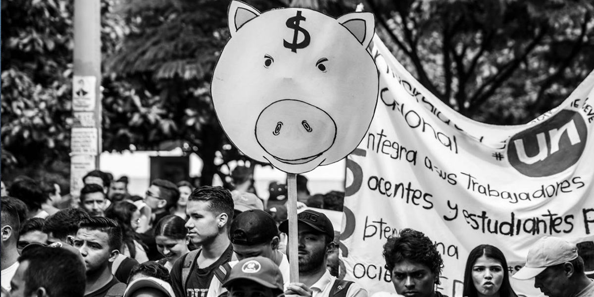 Actuaciones nada democráticas